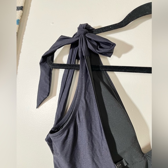 Jcrew black v neck tie strap one piece swimsuit - Picture 7 of 8